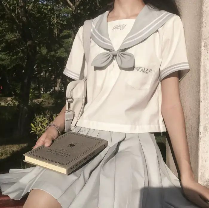 爱在咫尺间